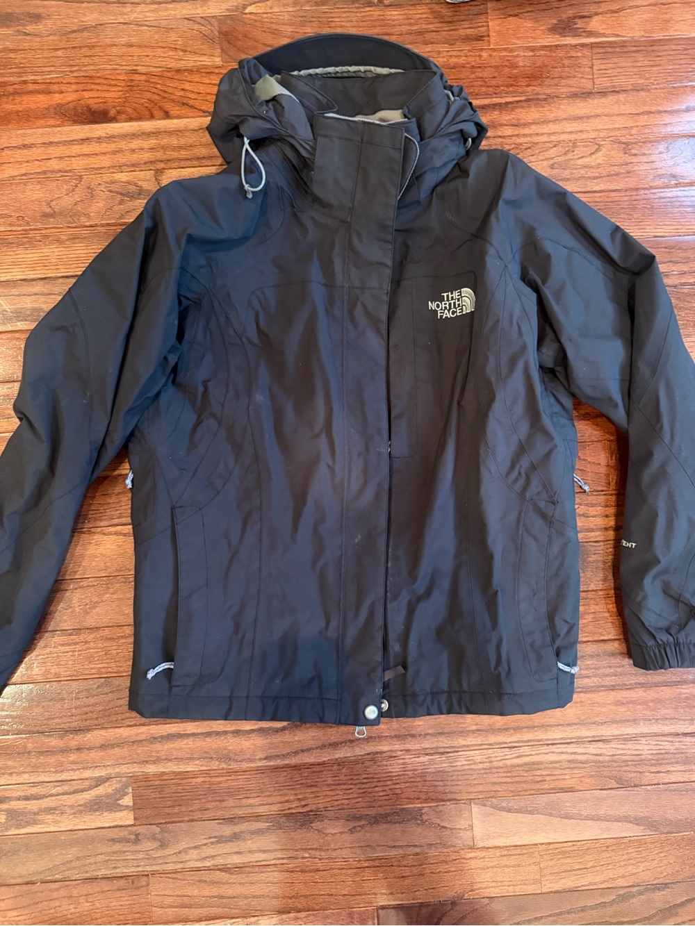 Women’s NORTHFACE Hyvent outer shell